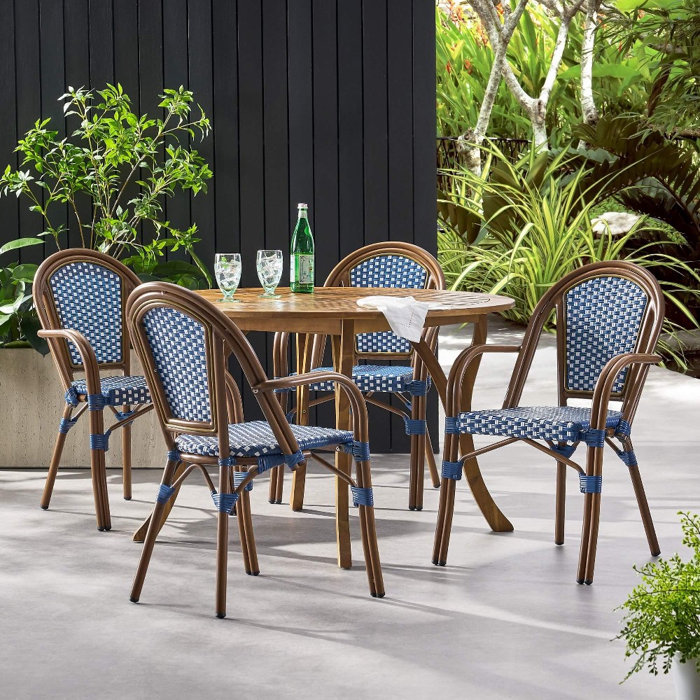 Tables that are space-saving and versatile - Maximizing Space: Space-Saving Furniture Solutions for Small Restaurants